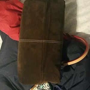 Bottom of Dooney & Bourke